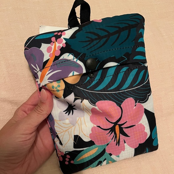 Vera Bradley Tropical Floral Packable Backpack - Picture 2 of 3